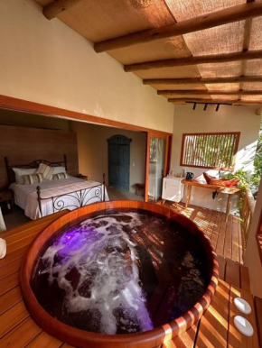 TopHouses Casa Aya 3 suítes e dias inesquecíveis